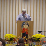 Steve O'Brien moderates banquet Hall of Fame Banquet